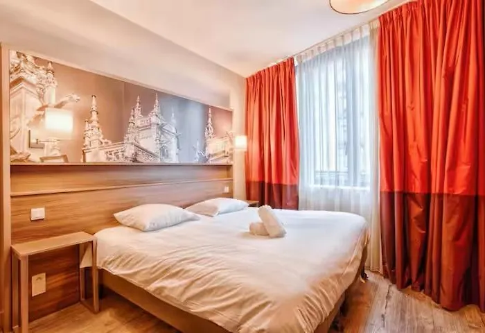 Casa Riva アパート カーン